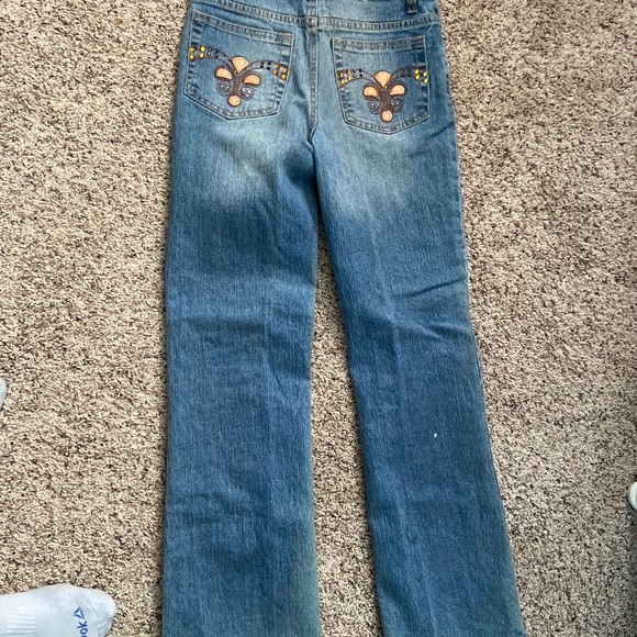 Jean - Picture 2 of 4